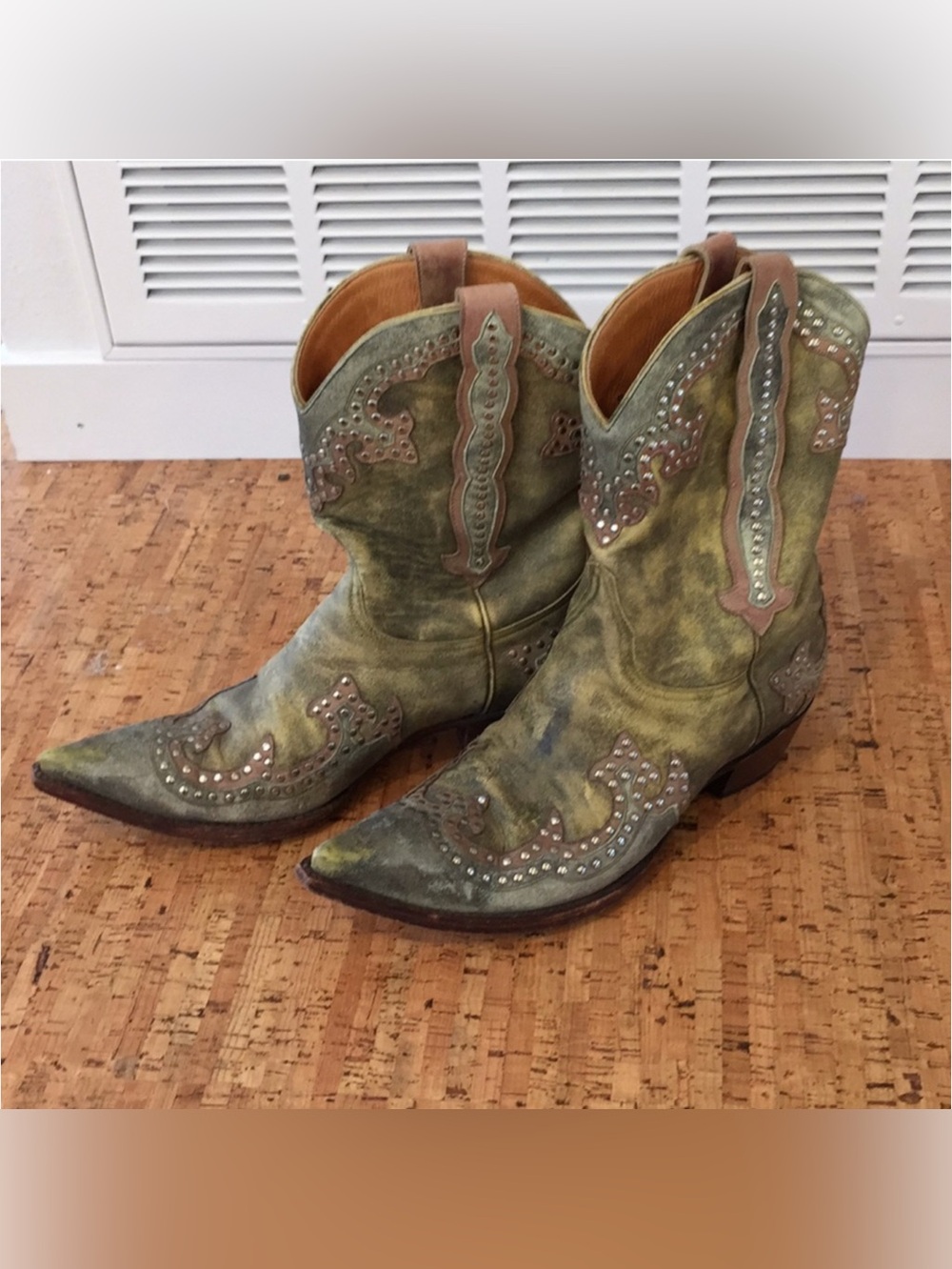 Old Gringo Women’s Green Distressed Studded Western Cowboy Boots